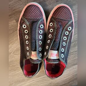 Converse pink sneakers women size 7